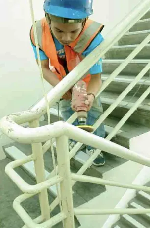 Proyek Pengecatan Gedung